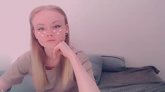 Snapshot of AliceNya_cute chatting on June 2026 05:12:01 AM AliceNya cute online show from June 2026 05:12:01 AM