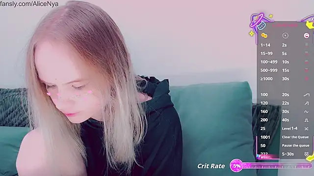 Snapshot of AliceNya_cute chatting on November 2025 05:44:01 AM AliceNya cute online show from November 2025 05:44:01 AM