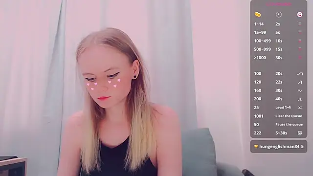 Snapshot of AliceNya_cute chatting on June 2026 06:43:02 AM AliceNya cute online show from June 2026 06:43:02 AM