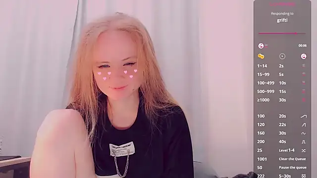 Snapshot of AliceNya_cute chatting on June 2026 05:49:01 AM AliceNya cute online show from June 2026 05:49:01 AM