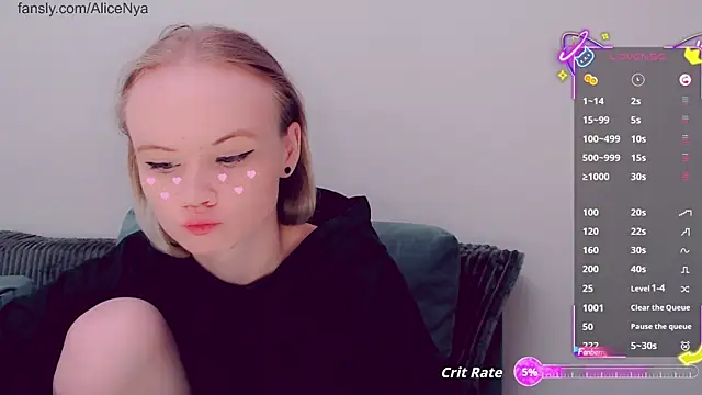 Snapshot of AliceNya_cute chatting on November 2025 05:44:02 AM AliceNya cute online show from November 2025 05:44:02 AM