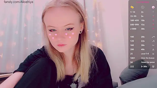 Snapshot of AliceNya_cute chatting on February 2026 05:27:01 AM AliceNya cute online show from February 2026 05:27:01 AM