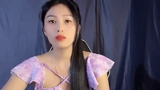 Snapshot of Lyly4757 chatting on September 2025 02:01:02 PM Lyly4757 online show from September 2025 02:01:02 PM