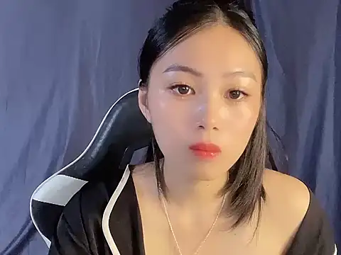 Snapshot of Lyly4757 chatting on September 2025 07:19:02 PM Lyly4757 online show from September 2025 07:19:02 PM