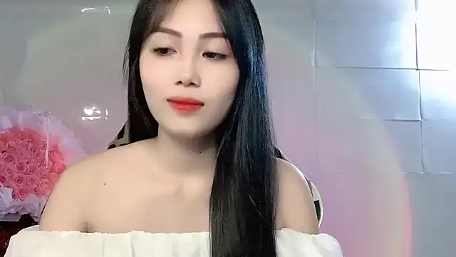 Snapshot of Lyly4757 chatting on November 2025 01:49:02 PM Lyly4757 online show from November 2025 01:49:02 PM