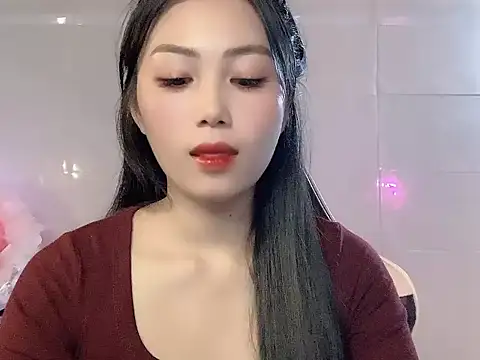 Snapshot of Lyly4757 chatting on October 2025 09:41:02 AM Lyly4757 online show from October 2025 09:41:02 AM