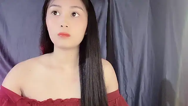 Snapshot of Lyly4757 chatting on October 2025 01:24:01 PM Lyly4757 online show from October 2025 01:24:01 PM