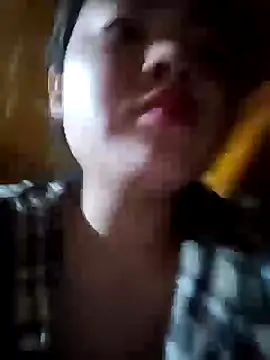 emilyzz online show from November 2025 02:17:02 AM