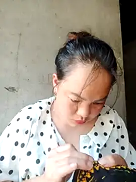 emilyzz online show from March 2026 08:05:02 AM