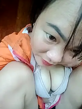 emilyzz online show from November 2025 01:54:01 AM