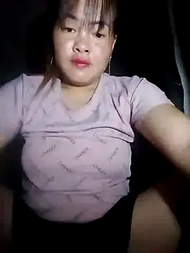 emilyzz online show from October 2025 10:21:01 PM
