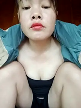 emilyzz online show from November 2025 01:45:01 AM