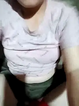 emilyzz online show from September 2025 01:28:02 PM