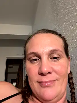 Snapshot of Ariasweetaspie chatting on October 2025 09:32:01 AM Ariasweetaspie online show from October 2025 09:32:01 AM