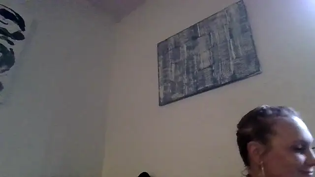 Snapshot of Ariasweetaspie chatting on October 2025 02:51:02 PM Ariasweetaspie online show from October 2025 02:51:02 PM