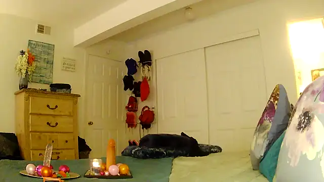 Ariasweetaspie online show from December 2025 05:11:01 AM