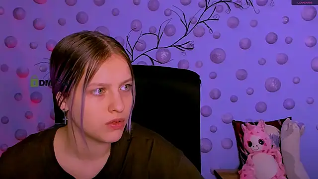 kaela spell  online show from March 2026 09:25:02 AM