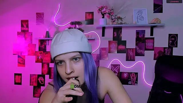 kaela spell  online show from April 2026 03:53:01 AM