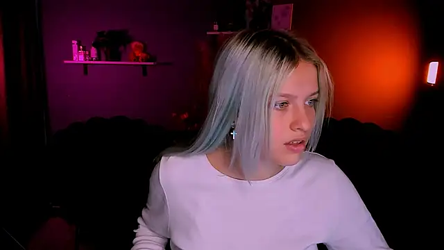 kaela spell  online show from October 2025 01:02:01 PM