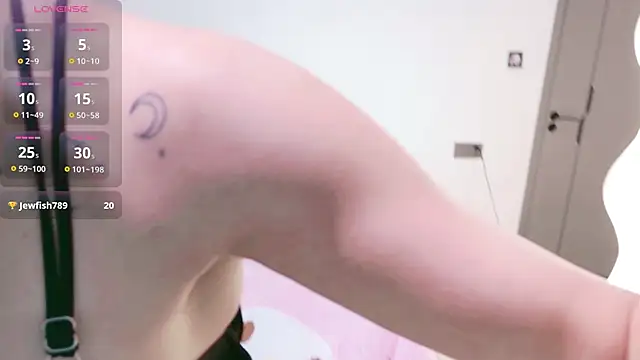 Snapshot of schoolgirl-nurse chatting on January 2026 11:36:01 AM schoolgirl-nurse online show from January 2026 11:36:01 AM