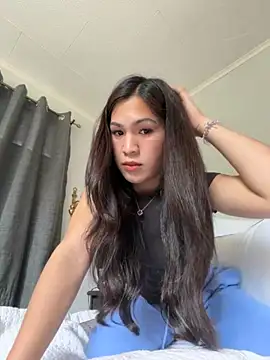 ZoeyJohnson online show from November 2025 01:27:02 AM