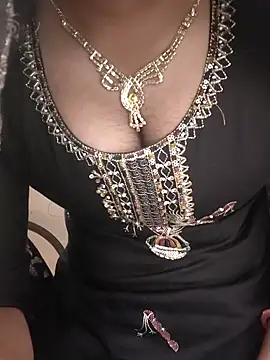 BellaxTrans online show from February 2026 03:59:01 AM