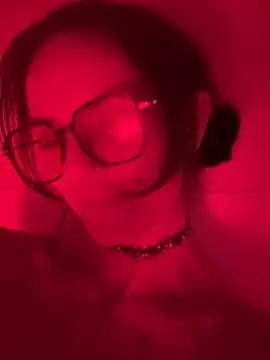 Texxaspearl online show from April 2026 12:00:01 PM