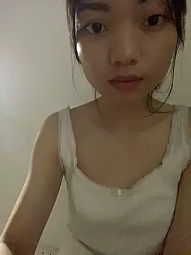 Snapshot of Bella_sexy98 chatting on October 2025 09:19:02 AM Bella sexy98 online show from October 2025 09:19:02 AM