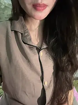 Snapshot of Bella_sexy98 chatting on June 2026 06:07:01 AM Bella sexy98 online show from June 2026 06:07:01 AM