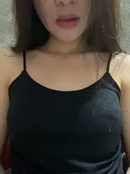 Snapshot of Bella_sexy98 chatting on February 2026 04:43:02 AM Bella sexy98 online show from February 2026 04:43:02 AM