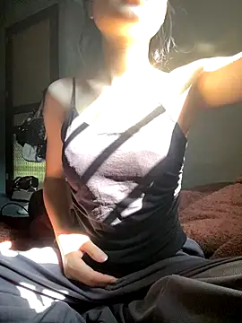 Snapshot of Bella_sexy98 chatting on November 2025 04:34:02 AM Bella sexy98 online show from November 2025 04:34:02 AM