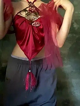 Snapshot of Bella_sexy98 chatting on November 2025 05:29:01 AM Bella sexy98 online show from November 2025 05:29:01 AM