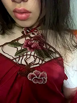 Snapshot of Bella_sexy98 chatting on January 2026 03:43:02 AM Bella sexy98 online show from January 2026 03:43:02 AM