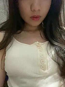 Snapshot of Bella_sexy98 chatting on March 2026 05:30:01 AM Bella sexy98 online show from March 2026 05:30:01 AM