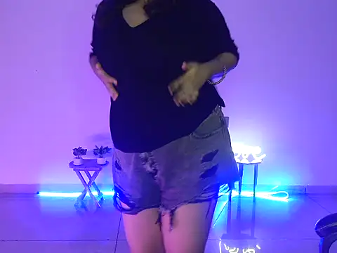  Ameera  online show from November 2025 03:51:01 PM