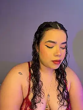 Snapshot of krisstenSantos chatting on March 2026 01:08:01 PM krisstenSantos online show from March 2026 01:08:01 PM