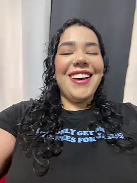 krisstenSantos online show from November 2025 01:47:02 PM