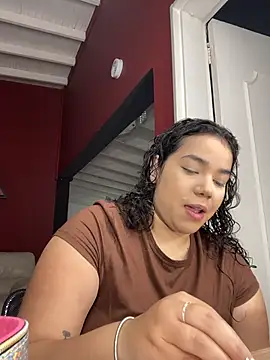 krisstenSantos online show from October 2025 11:40:02 AM