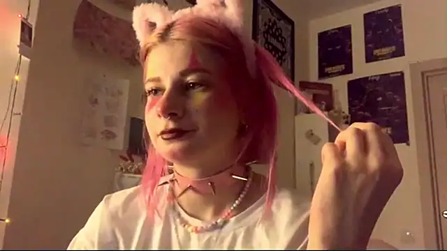 Snapshot of PinkVampire chatting on September 2025 06:47:01 PM PinkVampire online show from September 2025 06:47:01 PM