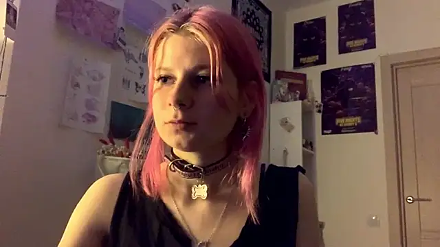 Snapshot of PinkVampire chatting on September 2025 06:13:01 PM PinkVampire online show from September 2025 06:13:01 PM