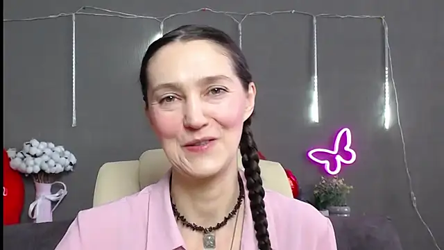 TayaFinch online show from February 2026 01:19:01 PM