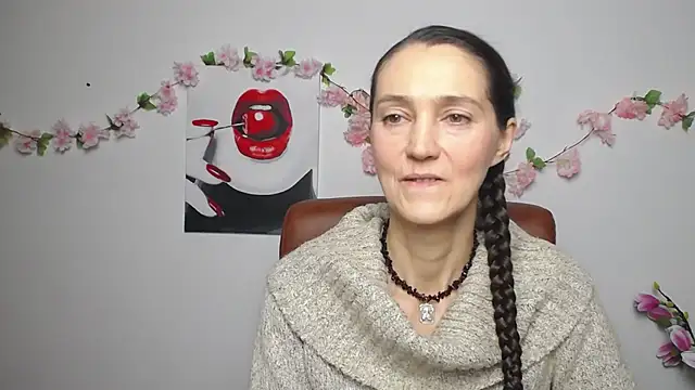 TayaFinch online show from November 2025 01:25:01 PM