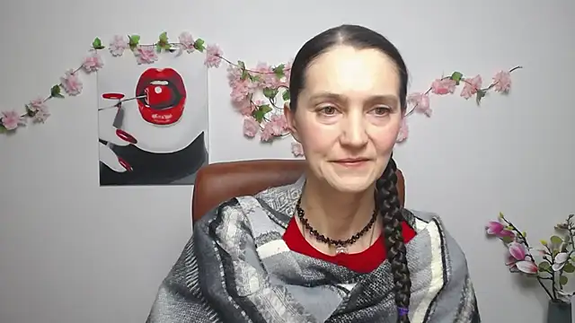 TayaFinch online show from November 2025 01:23:01 PM