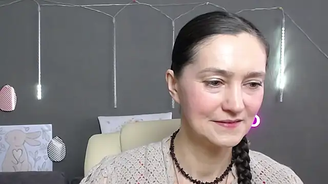 TayaFinch online show from April 2026 11:17:01 AM