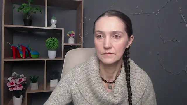 TayaFinch online show from November 2025 01:15:02 PM