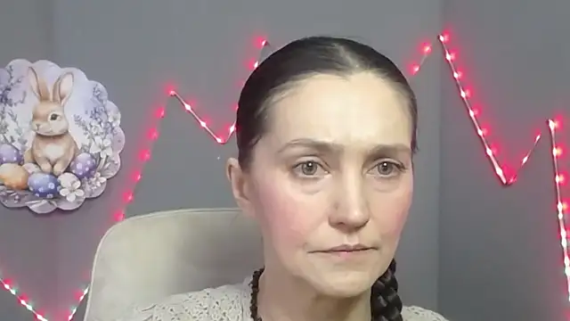 TayaFinch online show from April 2026 12:23:01 PM