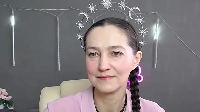 TayaFinch online show from April 2026 10:43:02 AM