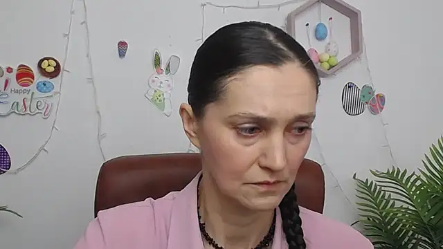 TayaFinch online show from April 2026 12:17:01 PM