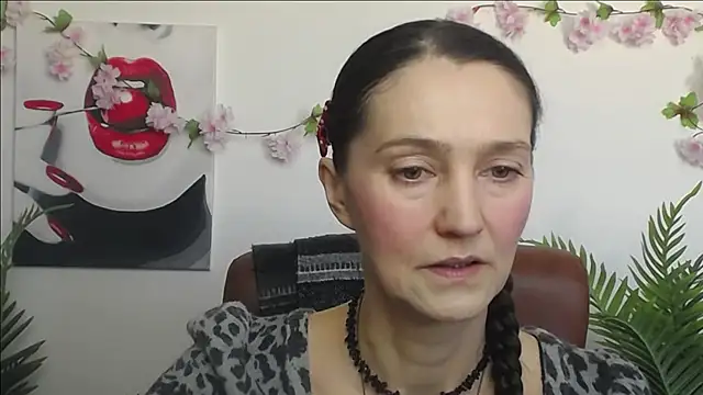 TayaFinch online show from February 2026 01:21:01 PM