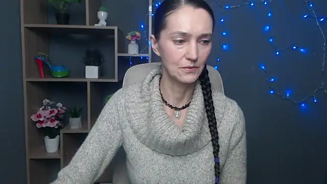 TayaFinch online show from November 2025 01:03:02 PM